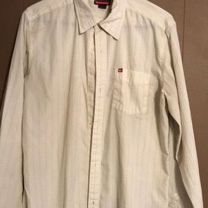 Men’s Quicksilver shirt